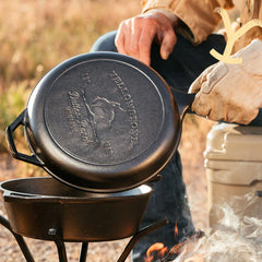 Yellowstone™ 3.2 Quart Seasoned Cast Iron Bucking Bronco Combo Cooker