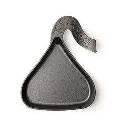 HERSHEY'S KISSES Seasoned Cast Iron KISSES Skillet